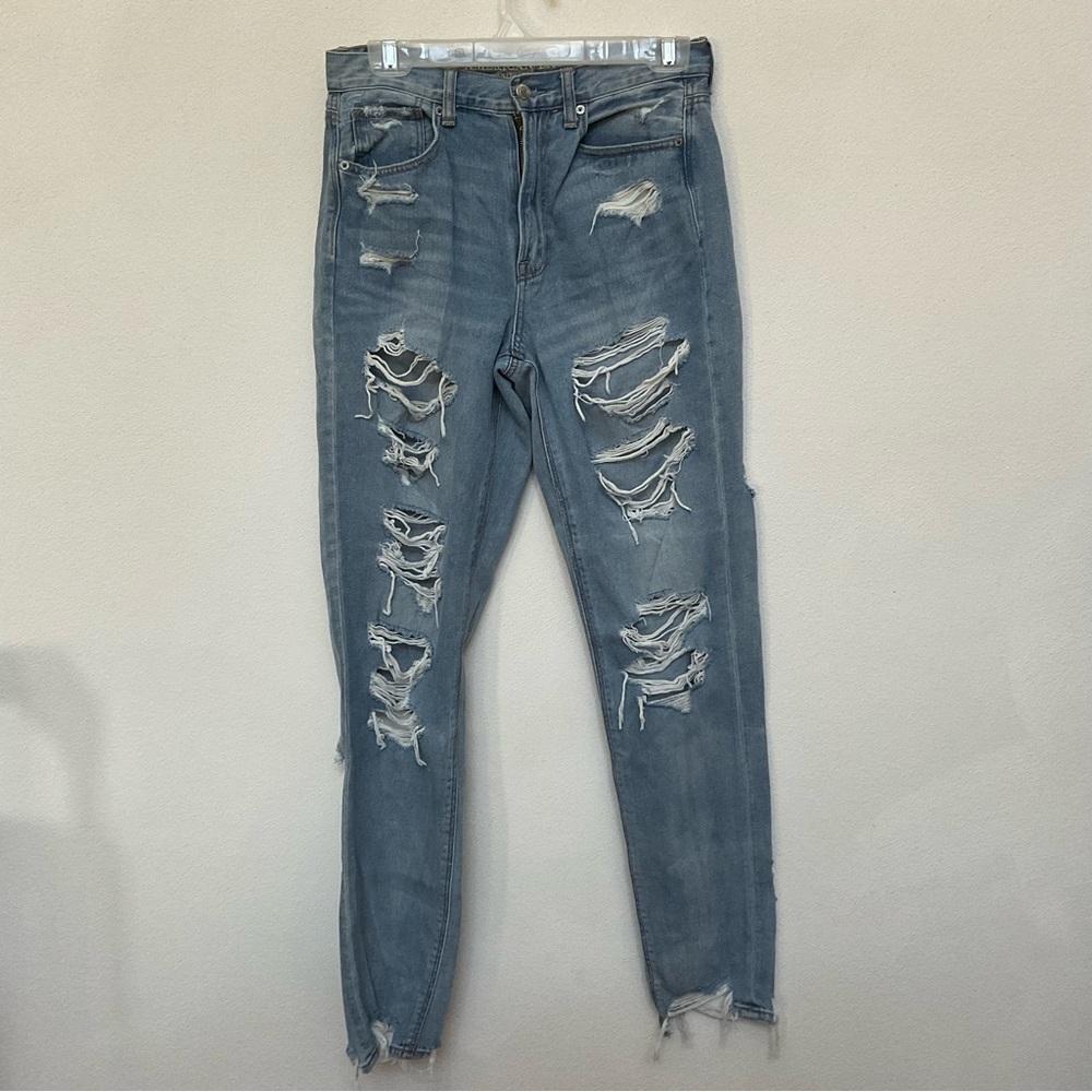 American Eagle Light Wash Heavily Distressed Mom Jean Size 6 Extra Long Inseam